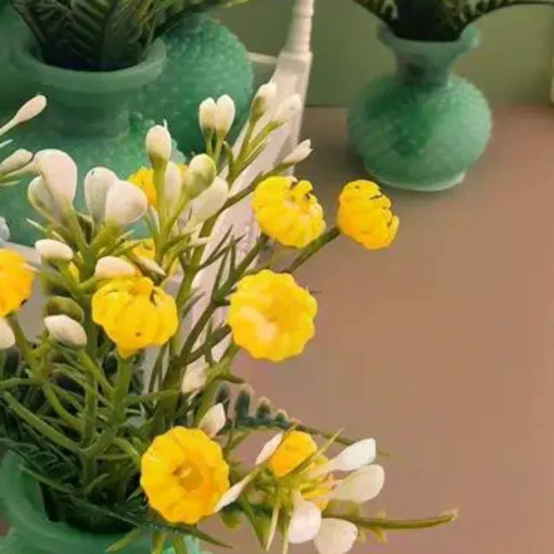 1Pcs Random 1:12 Dollhouse Simulation Vase Flower Outdoor DIY Accessories Miniature Resin Colorful Floral Plants Potted Model