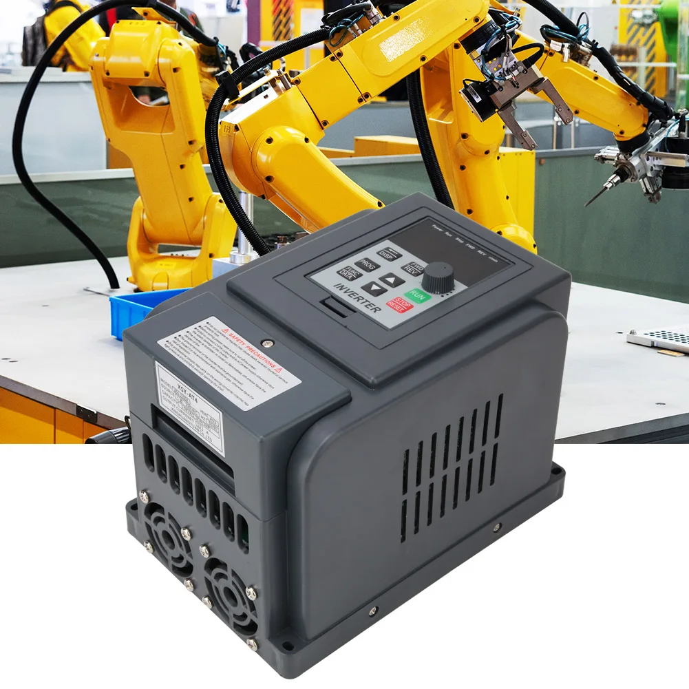 Single Phase Input 3‑Phase Output Variable Frequency Drive Converter Motor Inverter 2.2kW Variable Frequency Speed Controller