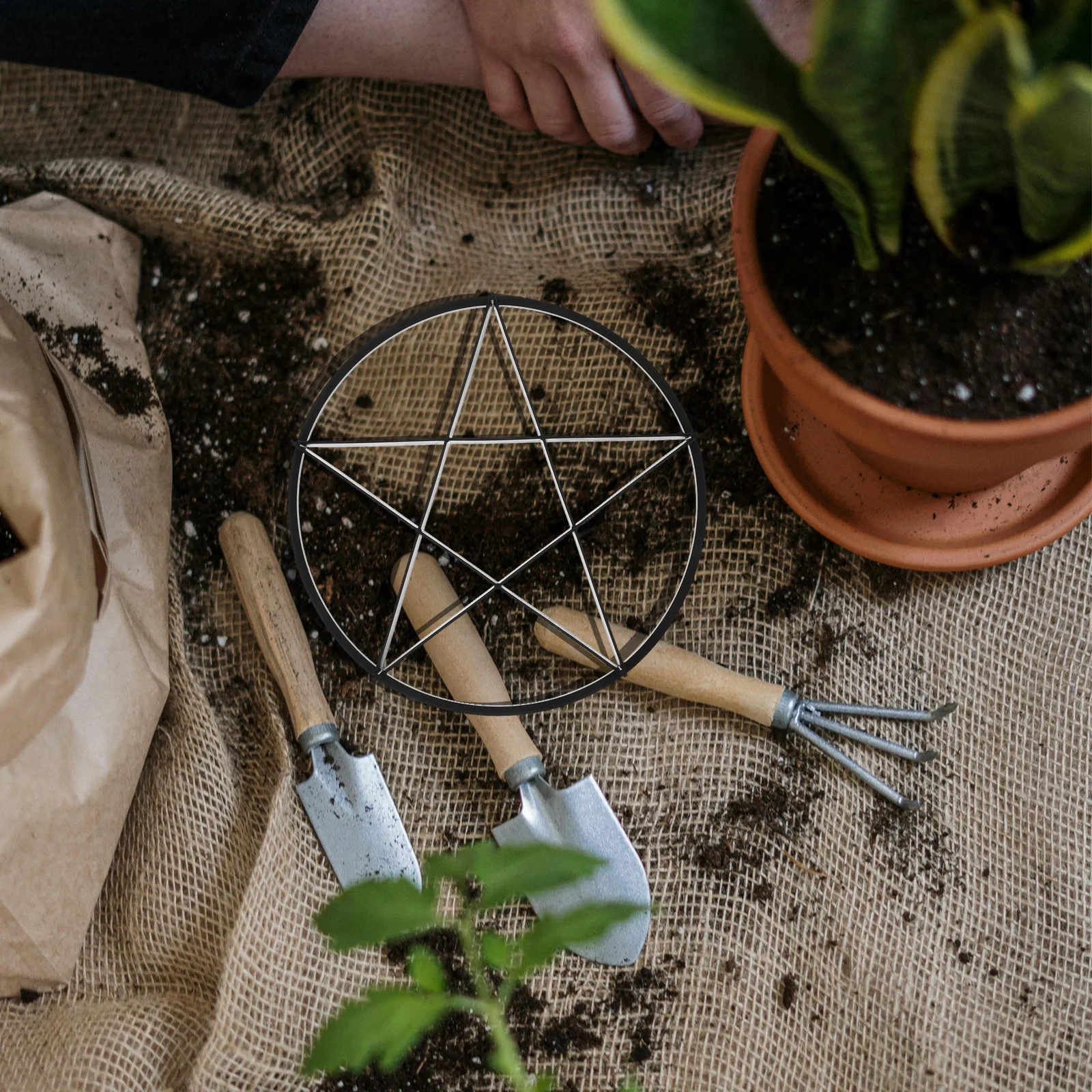 10Pcs Pot Riser Plant Stand Ventilated Flowerpot Base Elevated Pads Stable Support Planter Lifter Pot Feet for Outdoor Plants