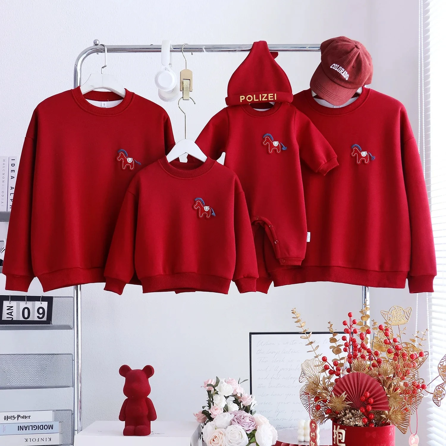 2026 New Year Embroidery Horse Family Matching Clothes Mother Daughter Son Parent Child Winter Sweatshirt Unisex Long Sleeve Top