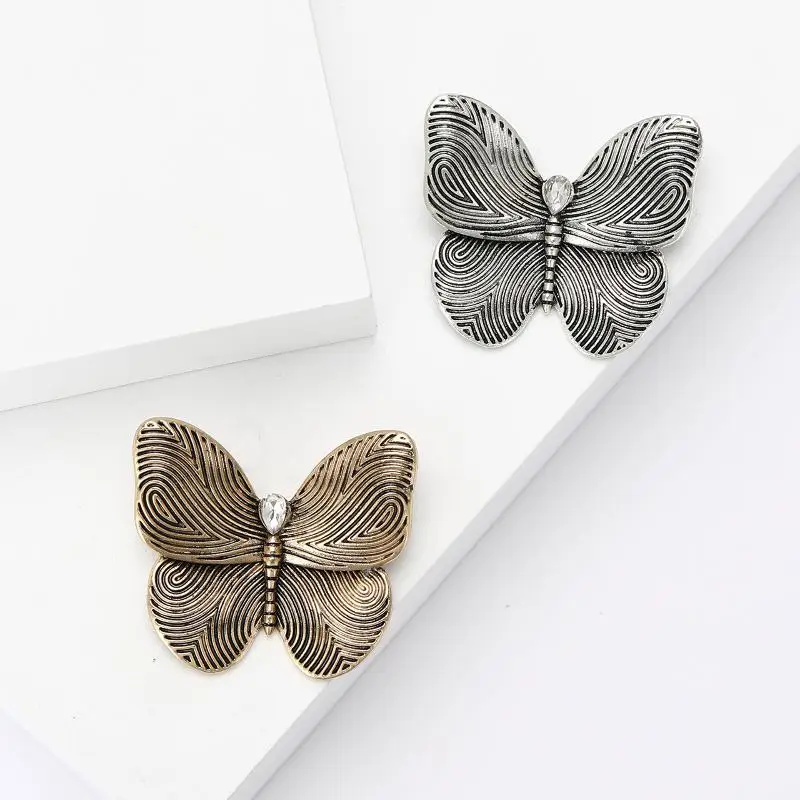 Vintage Metal Butterfly Brooches Pins For Women Clothing Coat Party Accessories Gifts