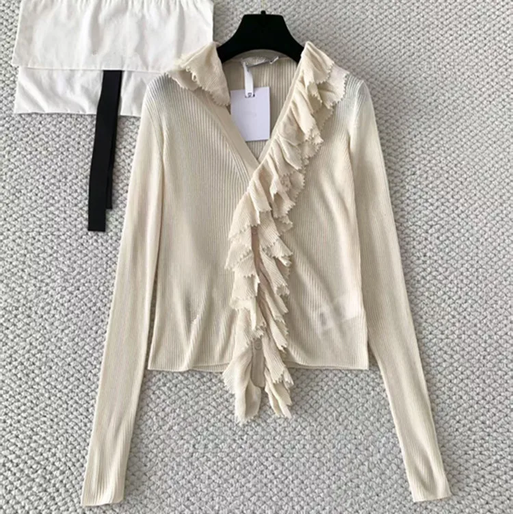 Customized European-style women's clothing 2026 Winter new style Long-sleeved single-button ruffled knitted sweater cardigan Set