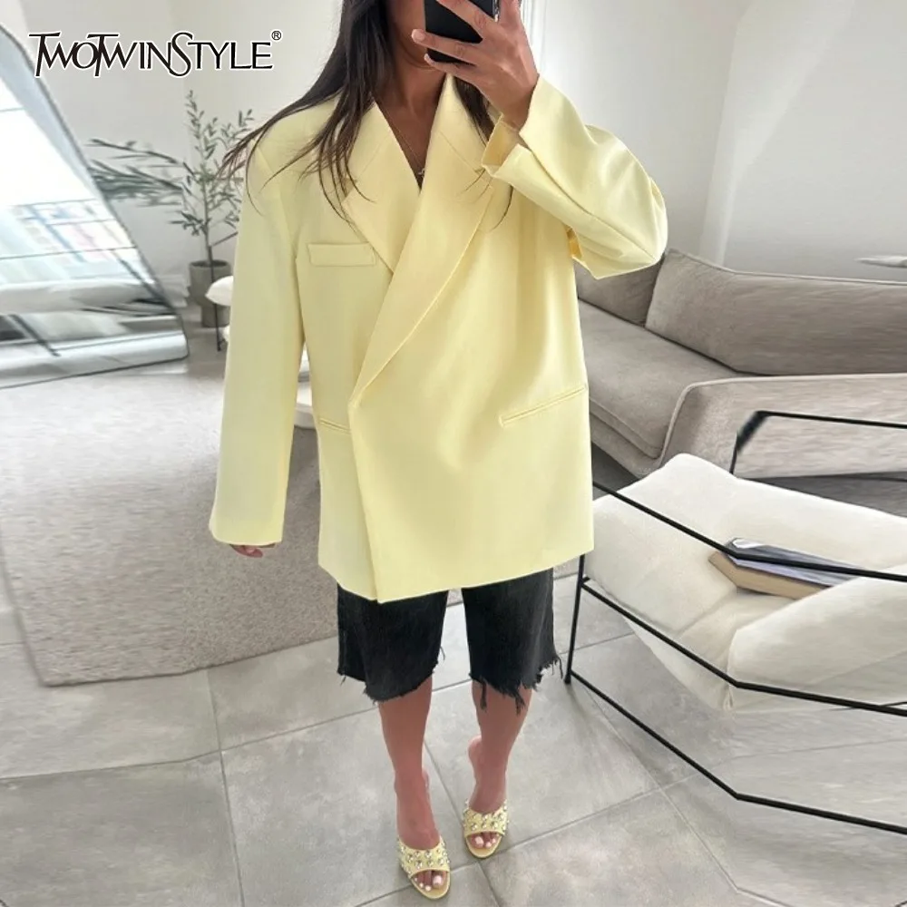 TWOTWINSTYLE Solid Loose Casual Elegant Blazers for Women Lapel Long Sleeve Minimalist Temperament Coats Female New