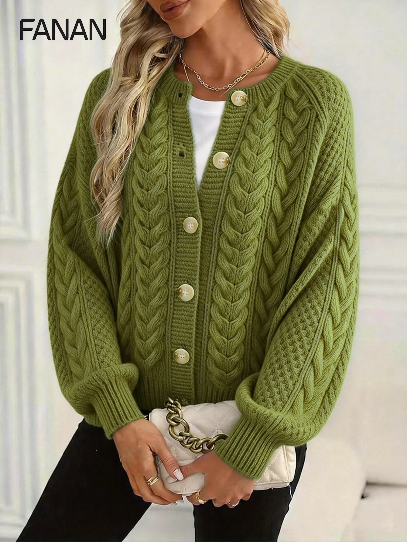 New Autumn and Winter Niche Knit Cardigan for Women, Designed in a Lazy Style with a Green Cable Pattern, Straight Round Neck Design, Casual and Elegant Autumn/Winter Coat, Basic Versatile Style for Urban Commuting, Stylish and Fashionable Casual Resort Wear, Designer Pattern Niche Knit Cardigan, New Year, Valentine's Day, Christmas Holiday Clothing, Instagram-Style Clothing, Popular among Koreans, Date Gift, Women's Clothing