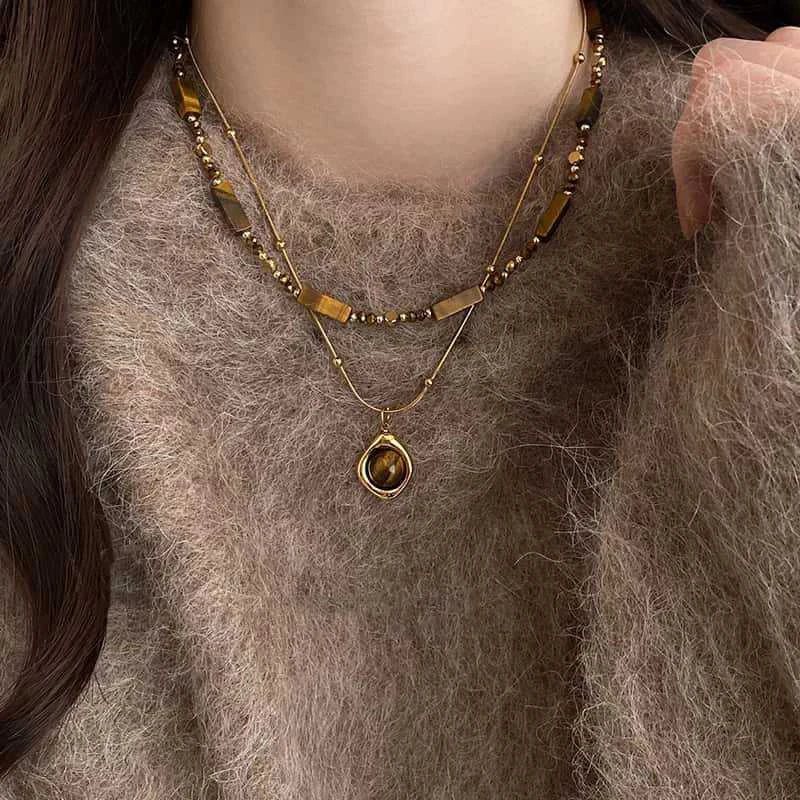 1/2Pcs Retro Temperament Layered Tiger Eye Stone Pendant Necklace For Women Girls Light Luxury Sweater Chain Jewelry Gifts