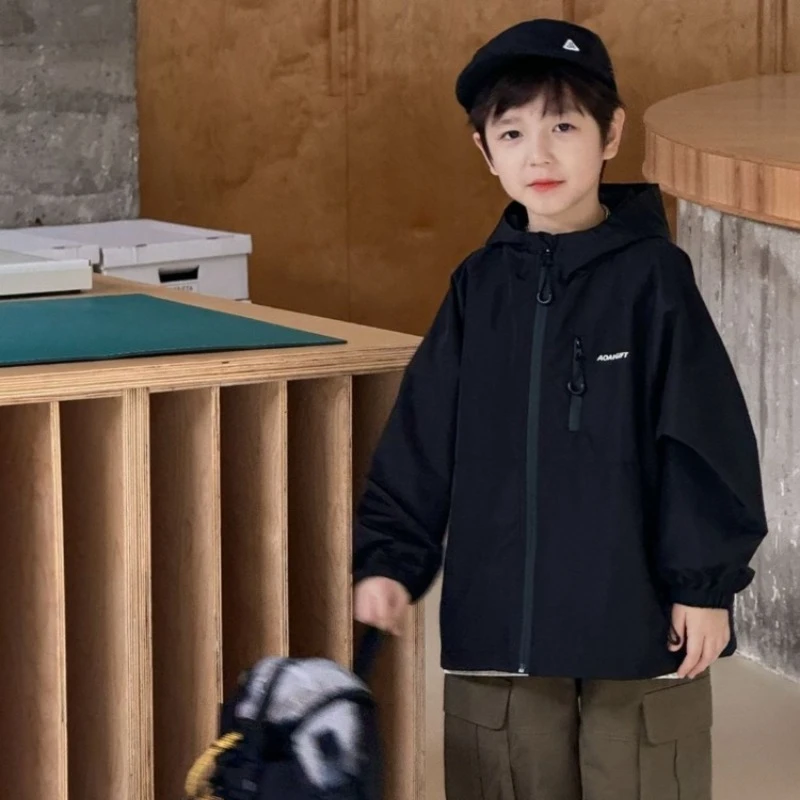 Boys' Outdoor Jacket 2025 Spring Autumn Kids Casual Hooded Zip-Up Jacket Stylish Waterproof Windproof