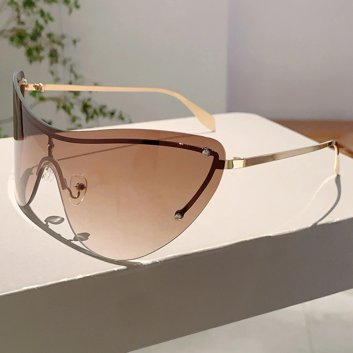 GM LUMIAS Rimless Y2k Sunglasses Women Fashion Oversized Mirror Outdoor Shades New Trendy Luxury Brand Design Decor Sun Glasses