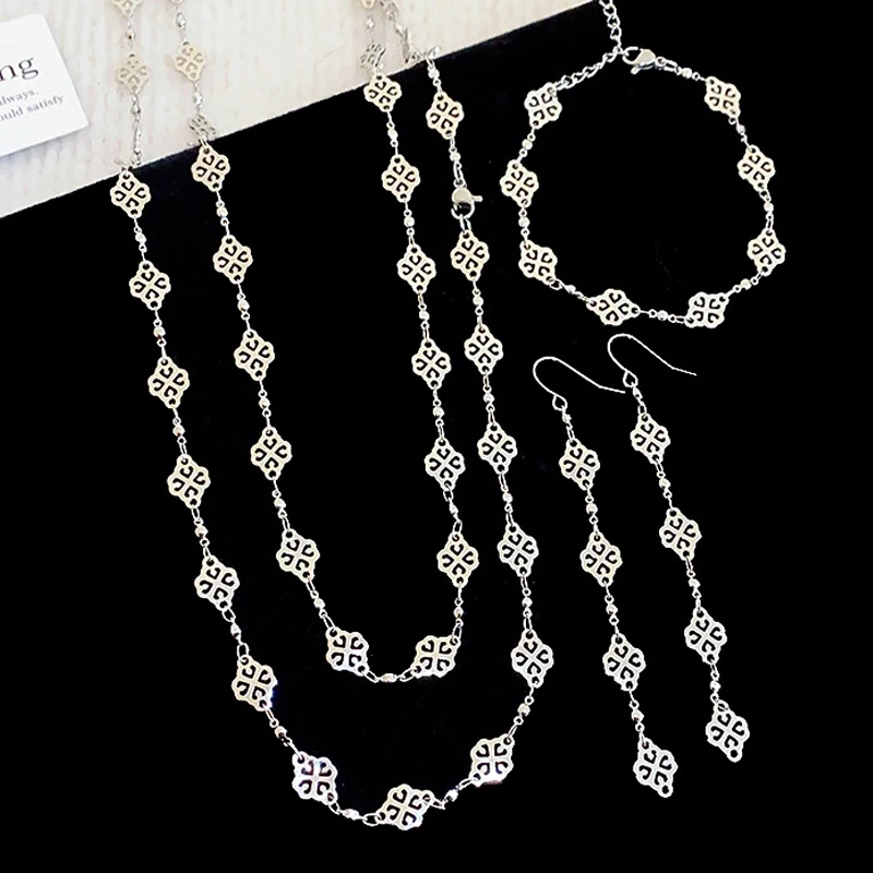 Jewelry Set Necklace Earrings Bracelet Luxury Hollow Palace Style Gold Sliver Charm Women Girls Ladies Sweater Chain New Jewelry